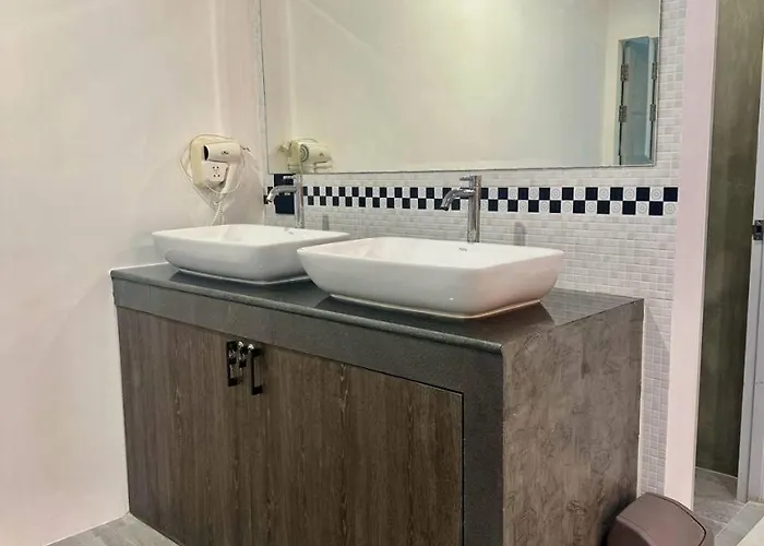 بيت شباب 9 Mins To Bts Queen Private Share Bath